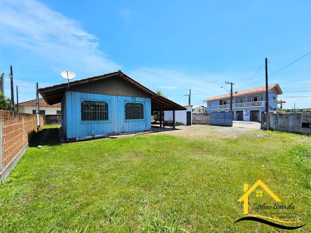 #0104 - Casa para Venda em Balneário Barra do Sul - SC
