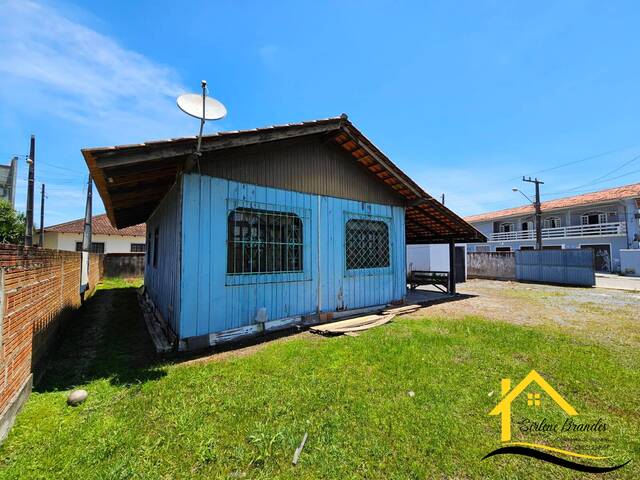 #0104 - Casa para Venda em Balneário Barra do Sul - SC