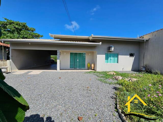 #0306 - Casa para Venda em Balneário Barra do Sul - SC