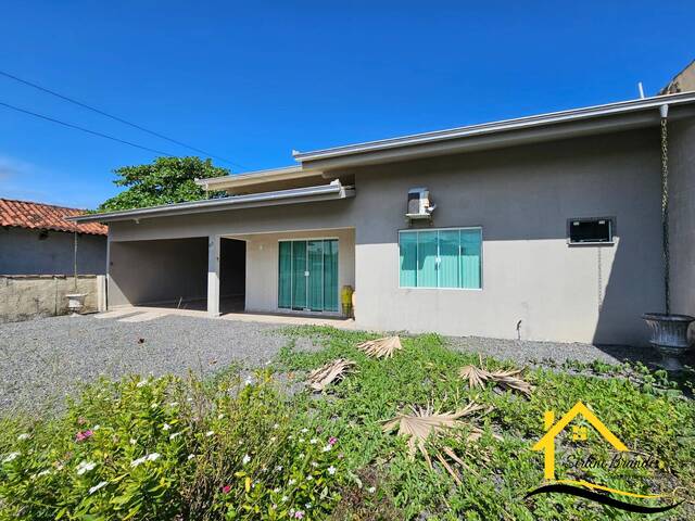 #0306 - Casa para Venda em Balneário Barra do Sul - SC