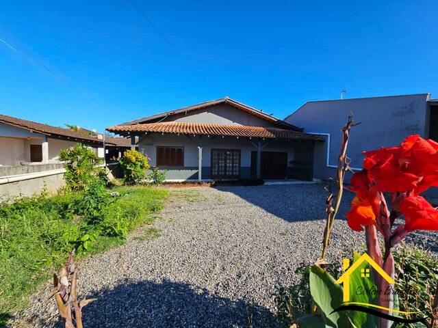 Casa para Venda em Balneário Barra do Sul - 4