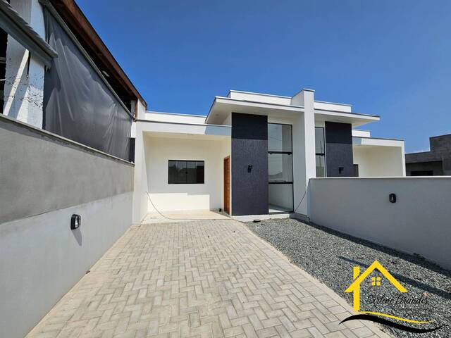 #0303 - Casa para Venda em Balneário Barra do Sul - SC