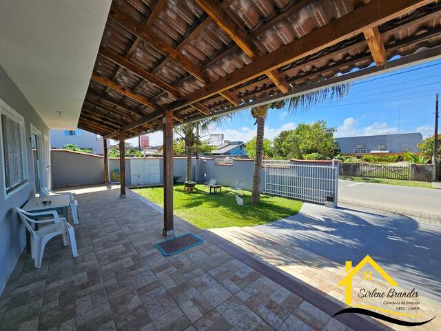 #0472 - Casa para Venda em Balneário Barra do Sul - SC