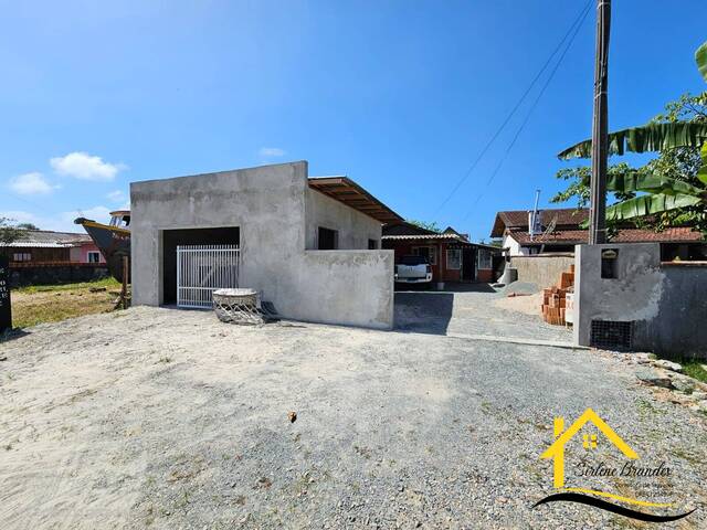 #0311 - Casa para Venda em Balneário Barra do Sul - SC