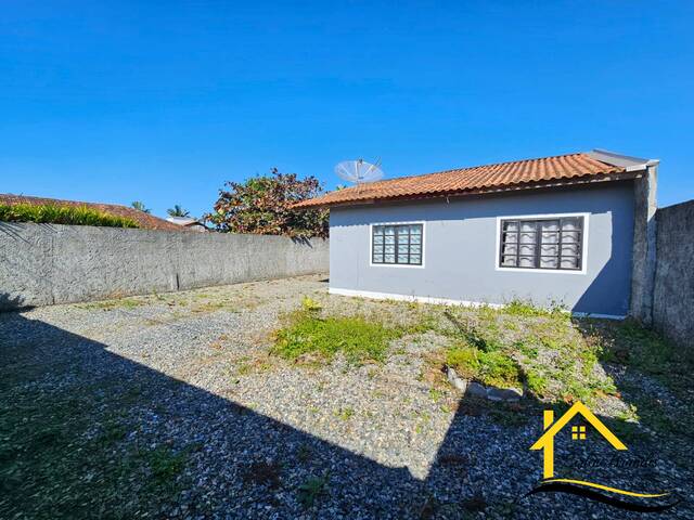 #0593 - Casa para Venda em Balneário Barra do Sul - SC - 2