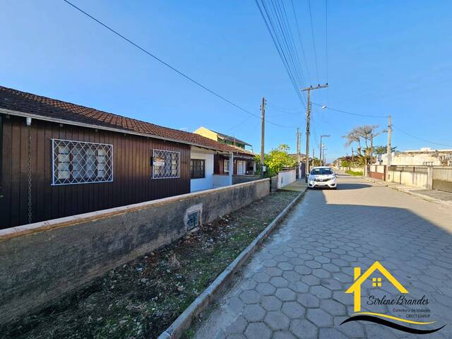 #0559 - Casa para Venda em Balneário Barra do Sul - SC - 2