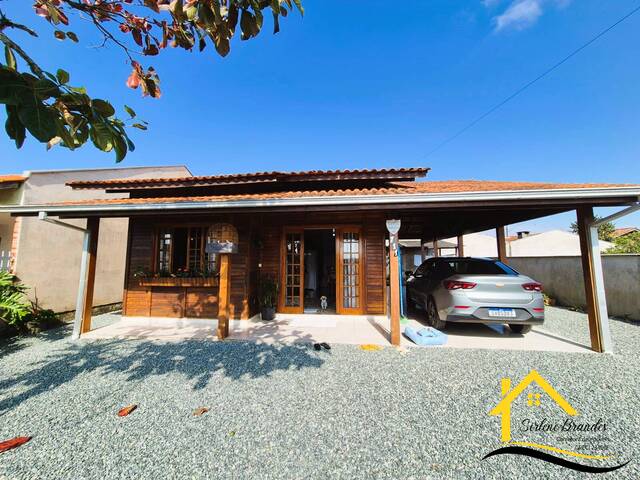 #0226 - Casa para Venda em Balneário Barra do Sul - SC