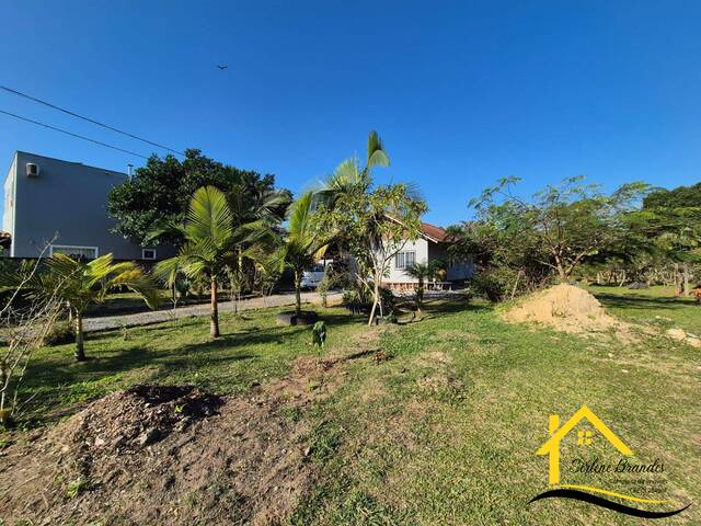 #0595 - Casa para Venda em Balneário Barra do Sul - SC - 2