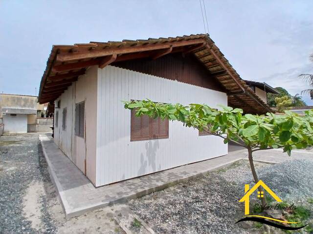 #0628 - Casa para Venda em Balneário Barra do Sul - SC - 2