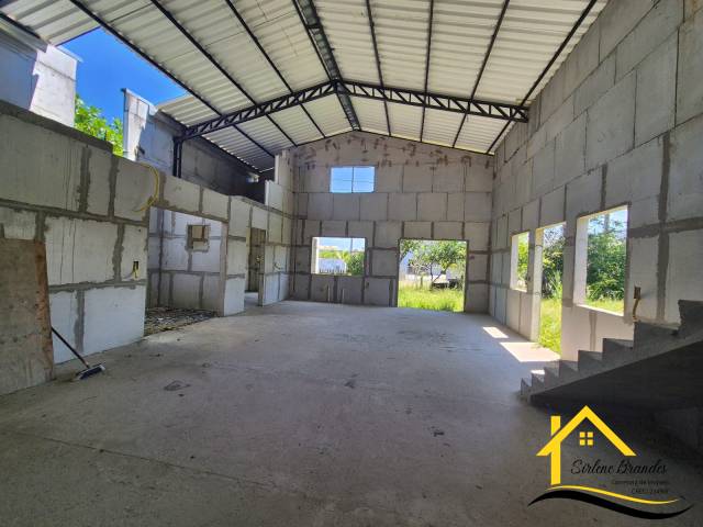 #0667 - Casa para Venda em Balneário Barra do Sul - SC