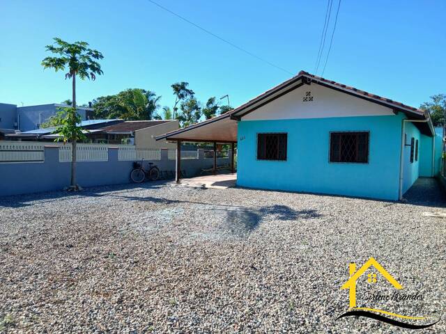 #0679 - Casa para Venda em Balneário Barra do Sul - SC - 2