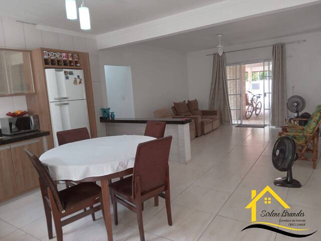 #0680 - Casa para Venda em Balneário Barra do Sul - SC