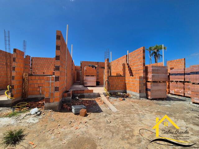 #0551 - Casa para Venda em Balneário Barra do Sul - SC