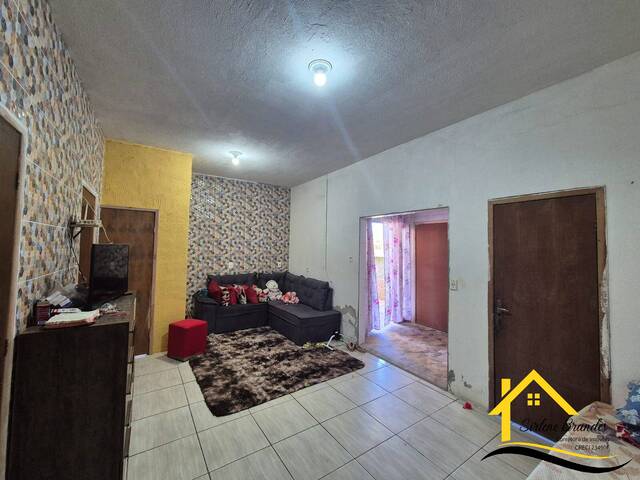 #0681 - Casa para Venda em Balneário Barra do Sul - SC