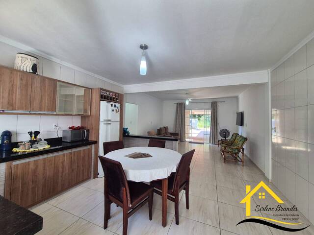 #0680 - Casa para Venda em Balneário Barra do Sul - SC