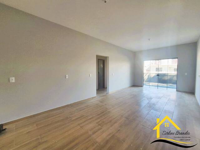 #0639 - Casa para Venda em Balneário Barra do Sul - SC