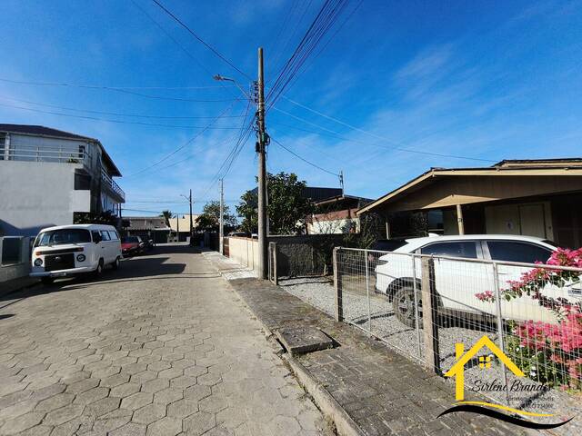 Casa para Venda em Balneário Barra do Sul - 4