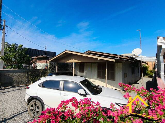 Casa para Venda em Balneário Barra do Sul - 2