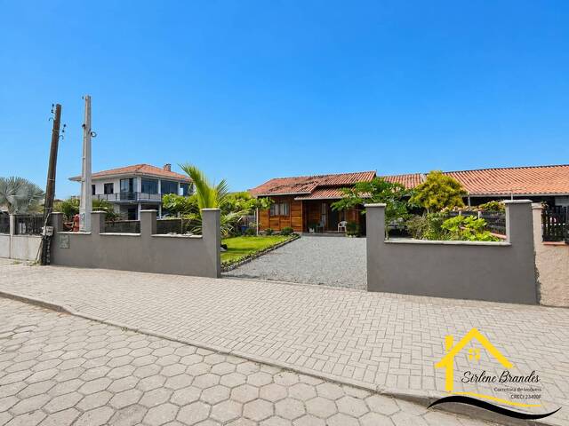 #0727 - Casa para Venda em Balneário Barra do Sul - SC - 3