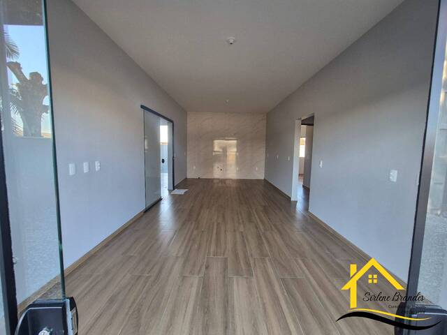 #0639 - Casa para Venda em Balneário Barra do Sul - SC
